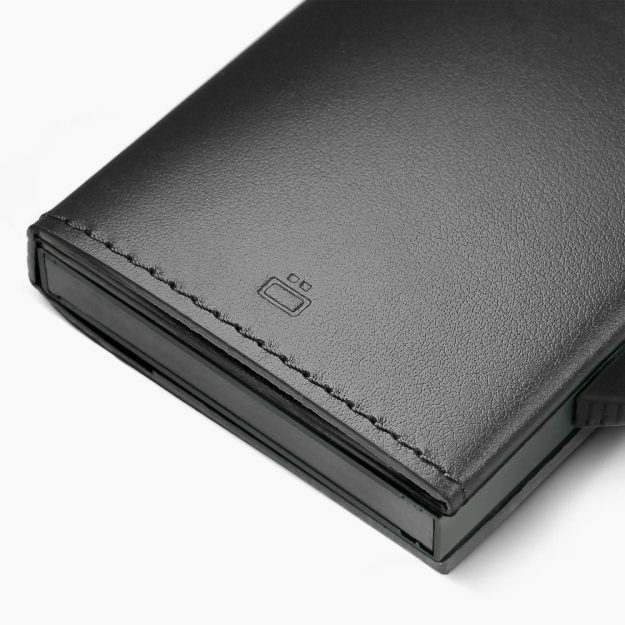 ÖGON Cascade Slim Wallet | platinum-black leather